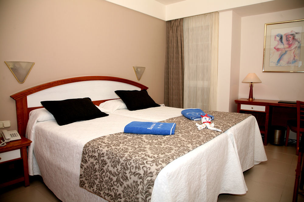 Hipotels Barrosa Garden ชิกลานา เด ลา ฟรอนเตรา ภายนอก รูปภาพ